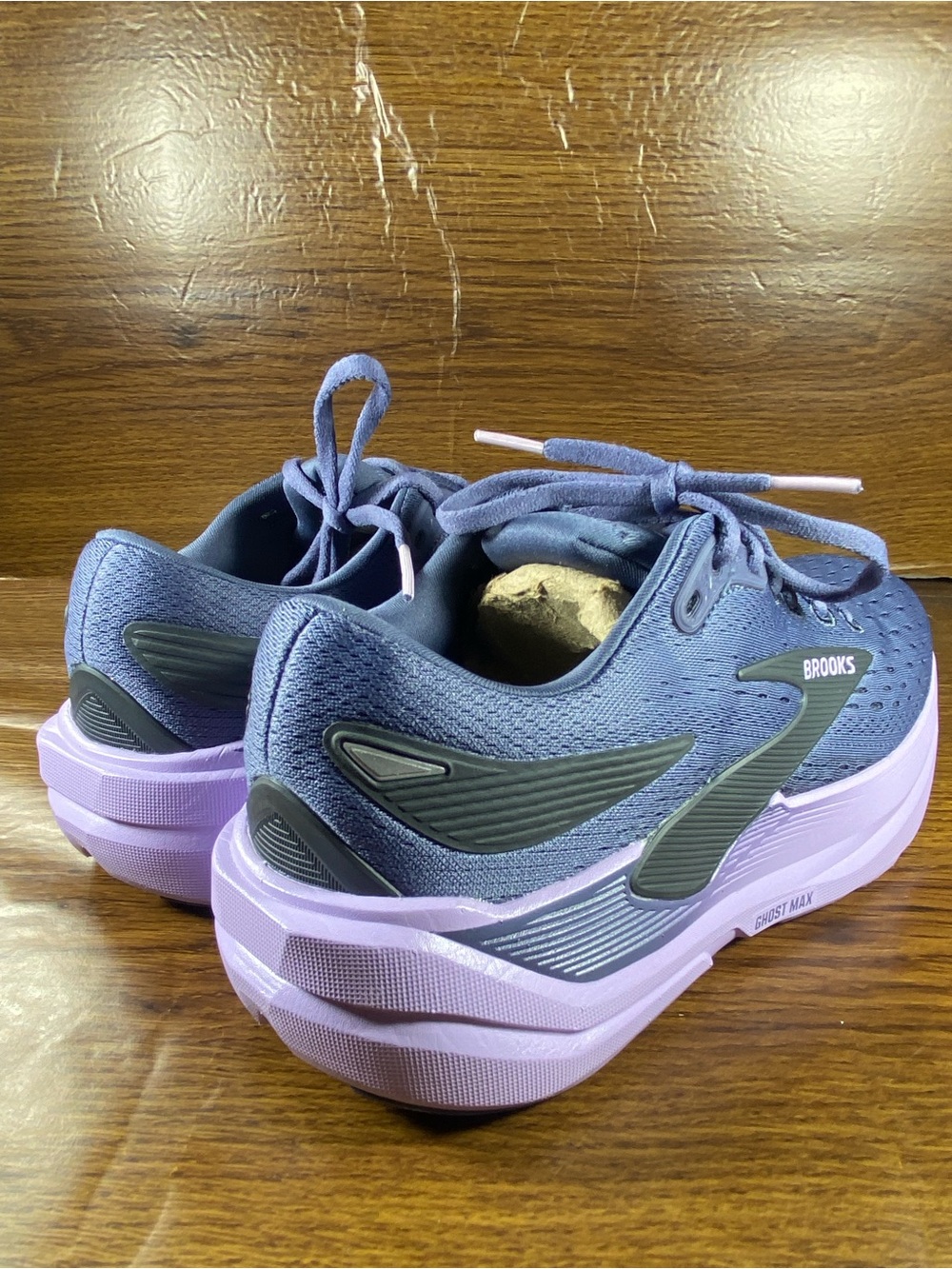 Brooks Ghost Max 3 women’s shoe size 7.5 - Picture 2 of 11